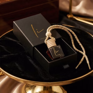 Coming soon: Imperial Amber Oud Wood – Luxury Hanging Car Perfume 8ml